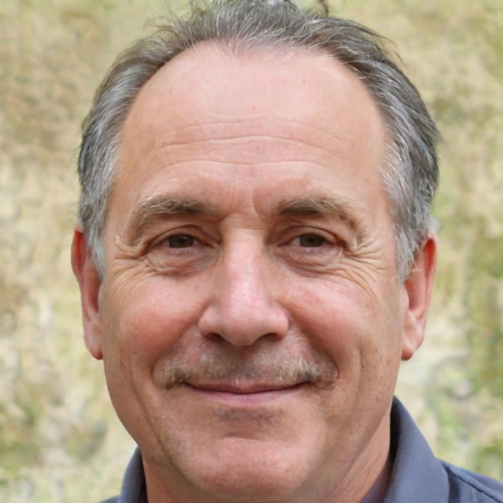 Ramiro Escudero, coordinador de consultas internacionales