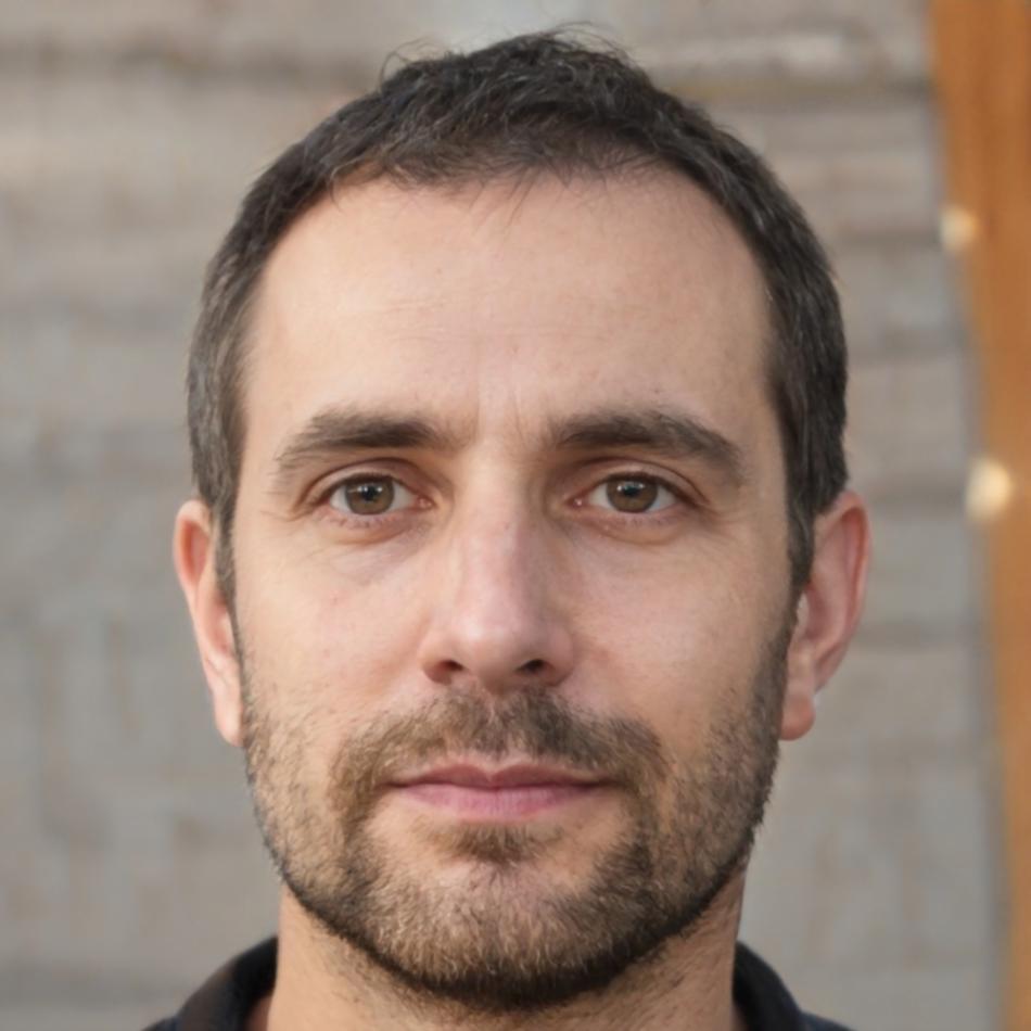 Óscar Vidal, evaluador de seguridad del hogar